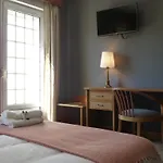 ゲストハウス Cosy シントラ